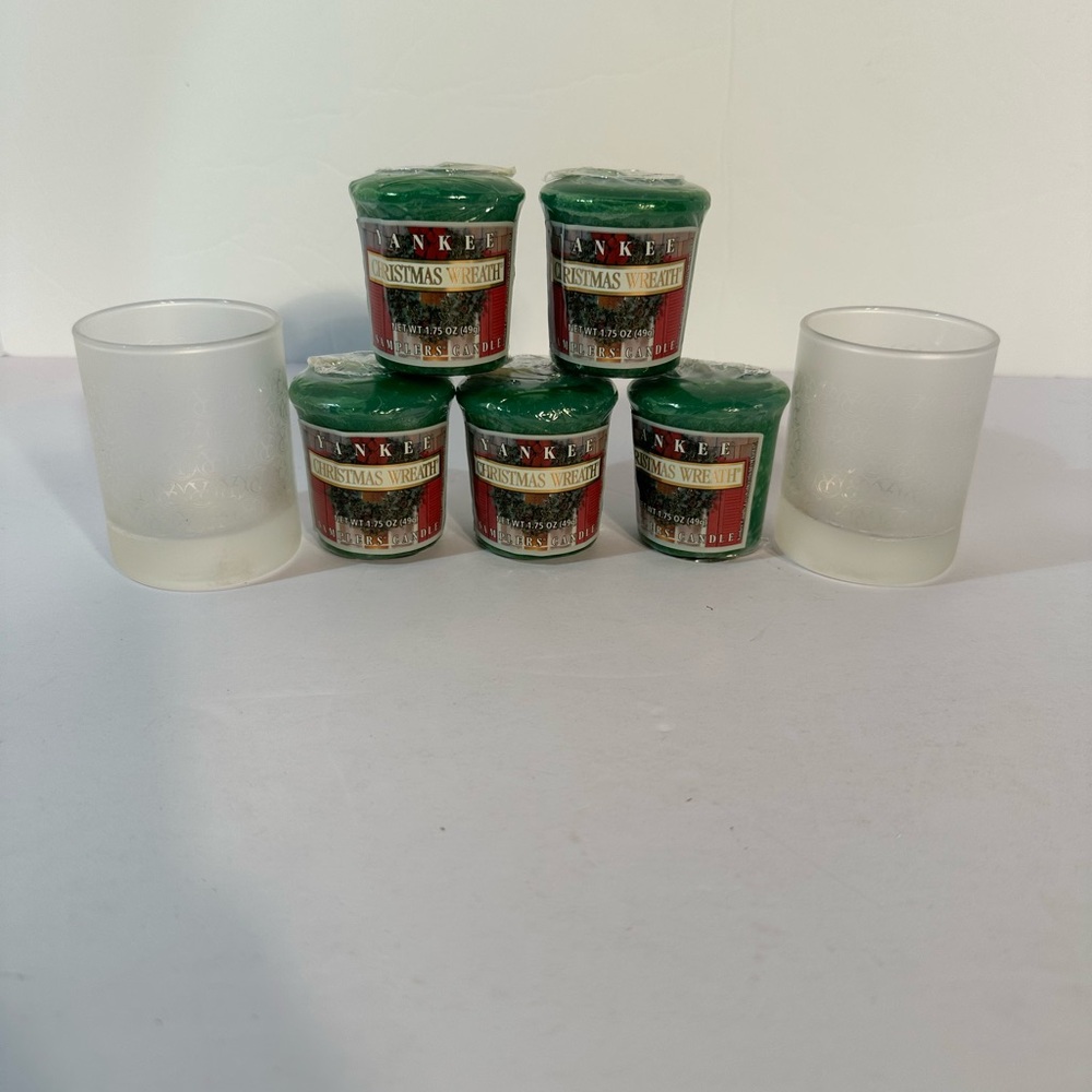 Yankee Candle‎ 5 Samplers Candle Christmas Wreath 1.75oz W/2 Frosted Votives NOS